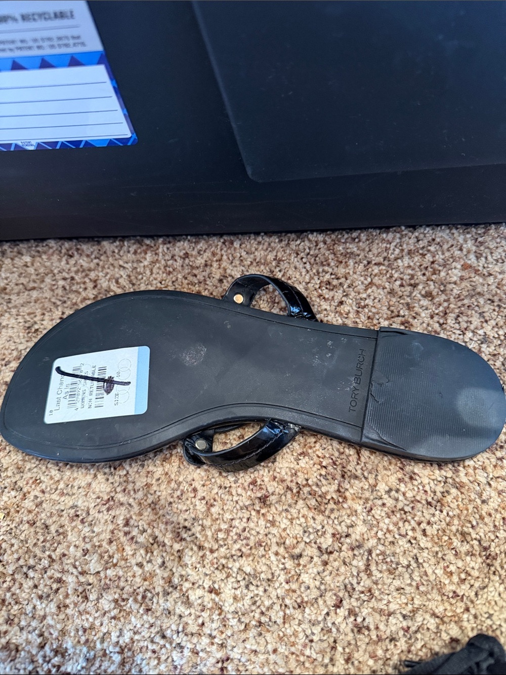 Tory Burch Black Patent Miller Logo Thong Sandal NWT size 10 - Picture 8 of 8